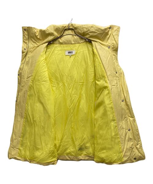 MM6 Maison Margiela（エムエムシックスメゾンマルジェラ）MM6 Maison Margiela (エムエムシックスメゾンマルジェラ) フェイクレザーダウンコート イエロー サイズ:Sの古着・服飾アイテム