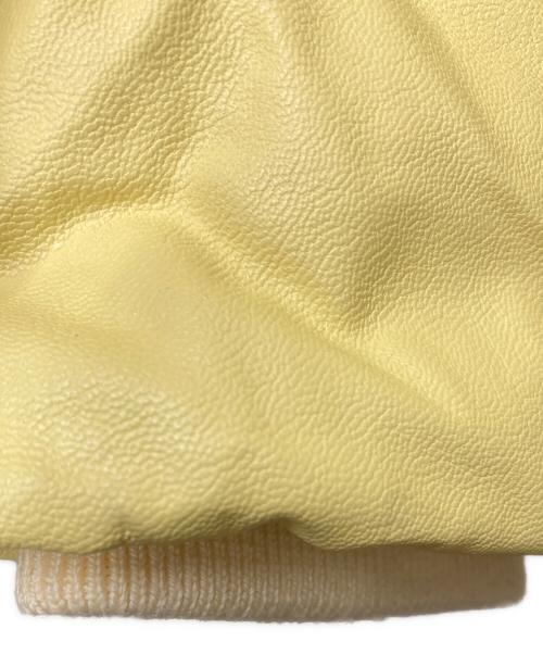 MM6 Maison Margiela（エムエムシックスメゾンマルジェラ）MM6 Maison Margiela (エムエムシックスメゾンマルジェラ) フェイクレザーダウンコート イエロー サイズ:Sの古着・服飾アイテム