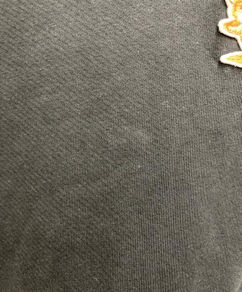 maison kitsune（メゾンキツネ）MAISON KITSUNE (メゾンキツネ) フォックス パッチ クラシック スウェットシャツ ブラック サイズ:Mの古着・服飾アイテム