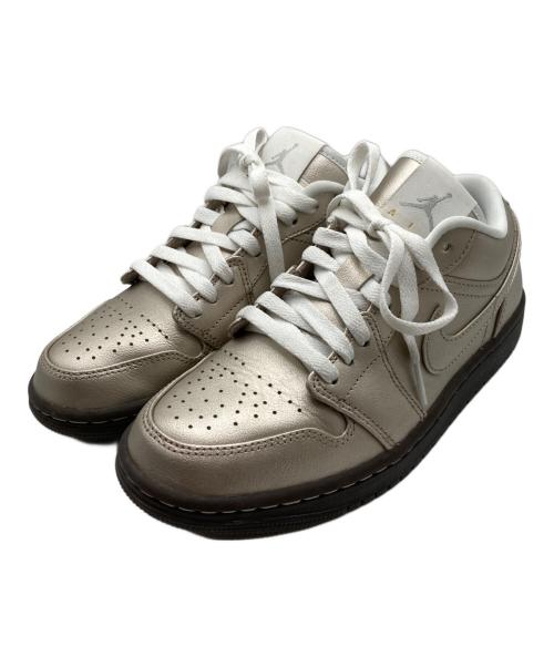 NIKE（ナイキ）NIKE (ナイキ) AIR JORDAN 1 LOW シャンパンゴールド サイズ:23の古着・服飾アイテム