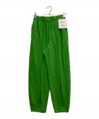 ENFOLDエンフォルド）の古着「DRAPE TAPERED-TROUSERS」｜グリーン