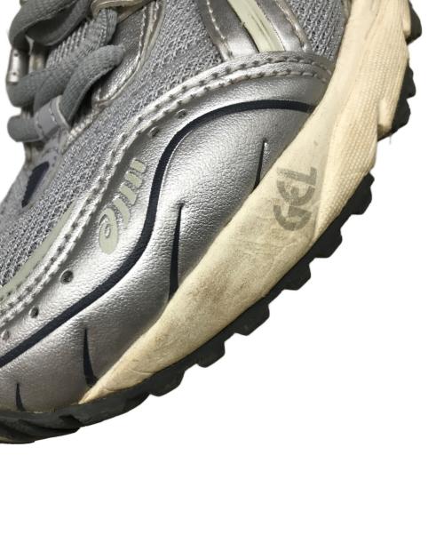 asics（アシックス）asics (アシックス) GEL-1090 PIEDMONT GREY TARMAC グレー サイズ:US 4 1/2の古着・服飾アイテム