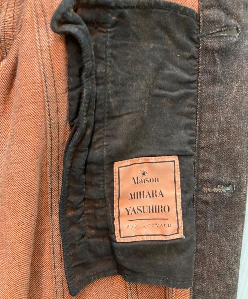 Maison MIHARA YASUHIRO（メゾン ミハラ ヤスヒロ）Maison MIHARA YASUHIRO (メゾン ミハラ ヤスヒロ) 製品染めデニムコート グレー×オレンジ サイズ:freeの古着・服飾アイテム