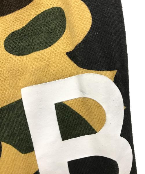 A BATHING APE（ア ベイシング エイプ）A BATHING APE (ア ベイシング エイプ) ダックカモカットソー ベージュ サイズ:Sの古着・服飾アイテム