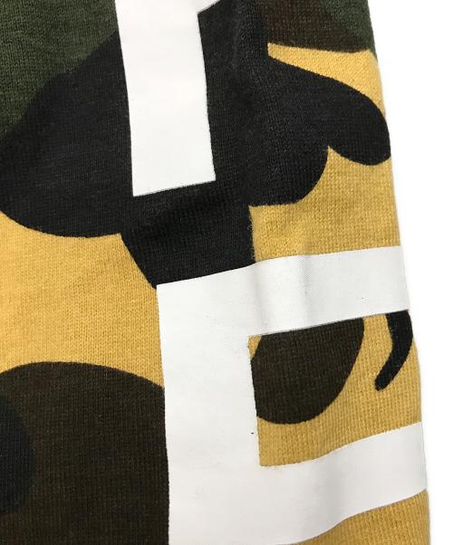 A BATHING APE（ア ベイシング エイプ）A BATHING APE (ア ベイシング エイプ) ダックカモカットソー ベージュ サイズ:Sの古着・服飾アイテム