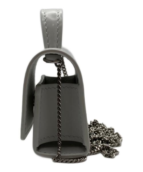 Salvatore Ferragamo（サルヴァトーレ フェラガモ）Salvatore Ferragamo (サルヴァトーレ フェラガモ) AirPodsケース ホワイトの古着・服飾アイテム