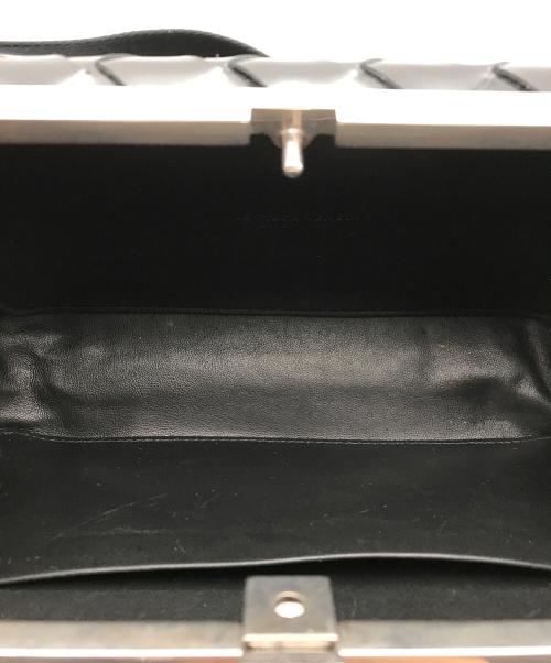 BOTTEGA VENETA（ボッテガベネタ）BOTTEGA VENETA (ボッテガベネタ) イントレチャートボックスメッセンジャーバッグ ブラックの古着・服飾アイテム