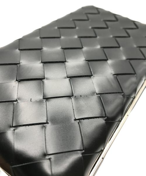 BOTTEGA VENETA（ボッテガベネタ）BOTTEGA VENETA (ボッテガベネタ) イントレチャートボックスメッセンジャーバッグ ブラックの古着・服飾アイテム