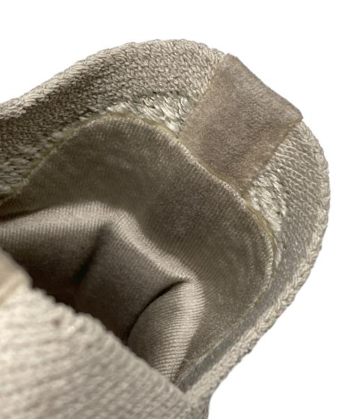 adidas（アディダス）adidas (アディダス) Yeezy Boost 380 Yecoraite ベージュ サイズ:US 5の古着・服飾アイテム