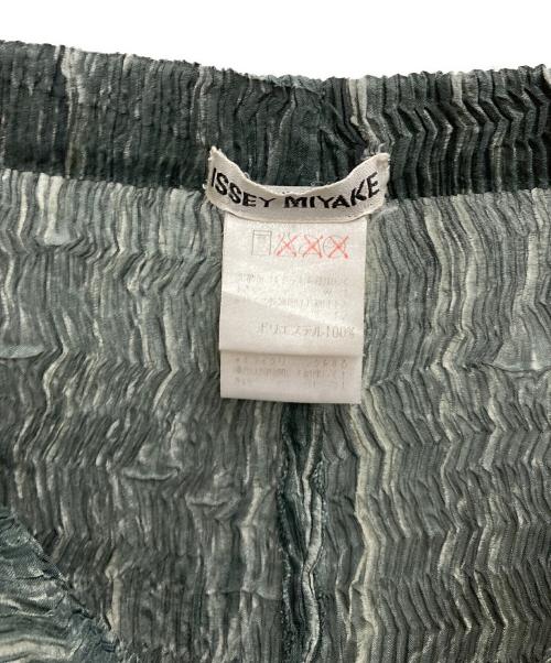 ISSEY MIYAKE（イッセイミヤケ）ISSEY MIYAKE (イッセイミヤケ) プリーツパンツ グレー サイズ:Ⅿの古着・服飾アイテム