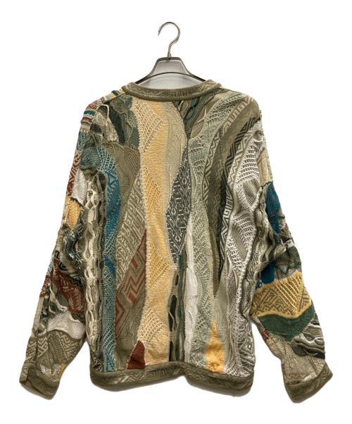 Coogi（クージー）Coogi (クージー) Vネック3Dニット ベージュ サイズ:Mの古着・服飾アイテム