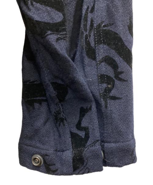 SASQUATCHfabrix.（サスクワッチファブリックス）SASQUATCHfabrix. (サスクワッチファブリックス) Needles (ニードルズ) Field Jacket Flying Dragon ブラック サイズ:Mの古着・服飾アイテム