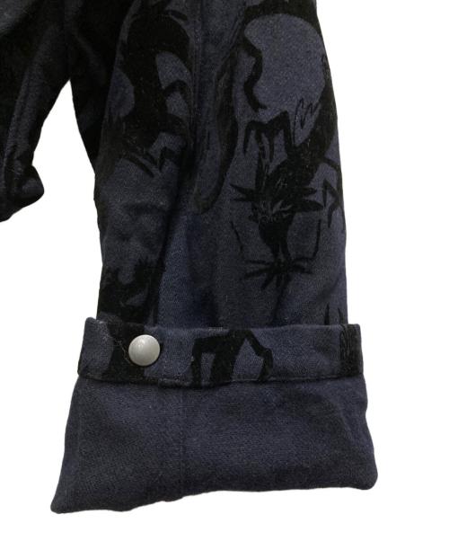 SASQUATCHfabrix.（サスクワッチファブリックス）SASQUATCHfabrix. (サスクワッチファブリックス) Needles (ニードルズ) Field Jacket Flying Dragon ブラック サイズ:Mの古着・服飾アイテム