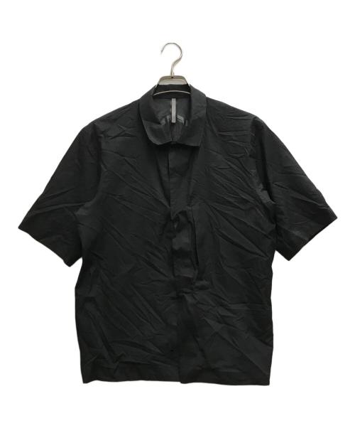 ARC'TERYX VEILANCE（アークテリクス ヴェイランス）ARC'TERYX VEILANCE (アークテリクス ヴェイランス) DEMLO SS SHIRT ブラック サイズ:Sの古着・服飾アイテム