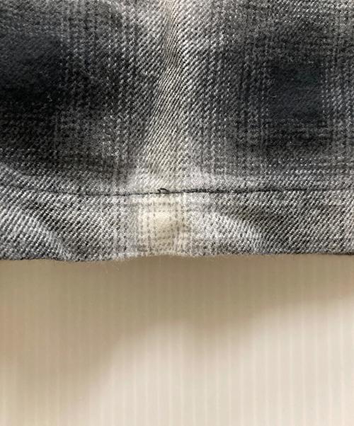 SUPREME（シュプリーム）Supreme (シュプリーム) Shadow Plaid Zip Front Shirt グレー サイズ:Mの古着・服飾アイテム