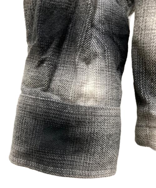 SUPREME（シュプリーム）Supreme (シュプリーム) Shadow Plaid Zip Front Shirt グレー サイズ:Mの古着・服飾アイテム