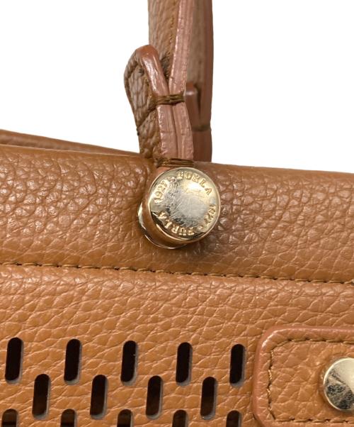 FURLA（フルラ）FURLA (フルラ) パンチング2WAYバッグ ブラウンの古着・服飾アイテム