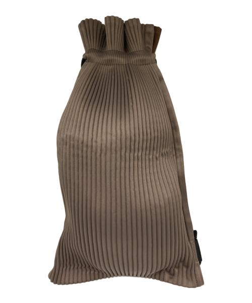 HOMME PLISSE ISSEY MIYAKE（オム プリッセ イッセイ ミヤケ）HOMME PLISSE ISSEY MIYAKE (オム プリッセ イッセイ ミヤケ) プリーツナップザック ブラウンの古着・服飾アイテム