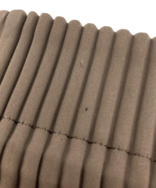 HOMME PLISSE ISSEY MIYAKE（オム プリッセ イッセイ ミヤケ）HOMME PLISSE ISSEY MIYAKE (オム プリッセ イッセイ ミヤケ) プリーツナップザック ブラウンの古着・服飾アイテム