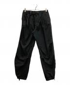 andwanderアンドワンダー）の古着「ベルテッドジョガーパンツ」｜ブラック