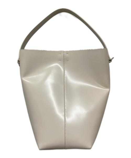 KARA NEW YORK（カラ ニューヨーク）KARA NEW YORK (カラ ニューヨーク) 2wayバケツバッグ ホワイトの古着・服飾アイテム