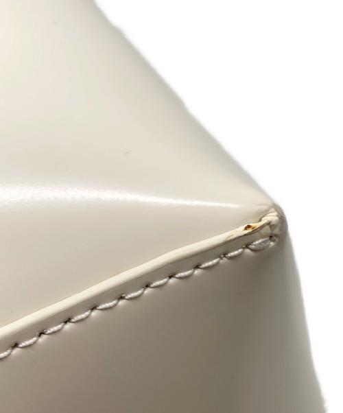 KARA NEW YORK（カラ ニューヨーク）KARA NEW YORK (カラ ニューヨーク) 2wayバケツバッグ ホワイトの古着・服飾アイテム