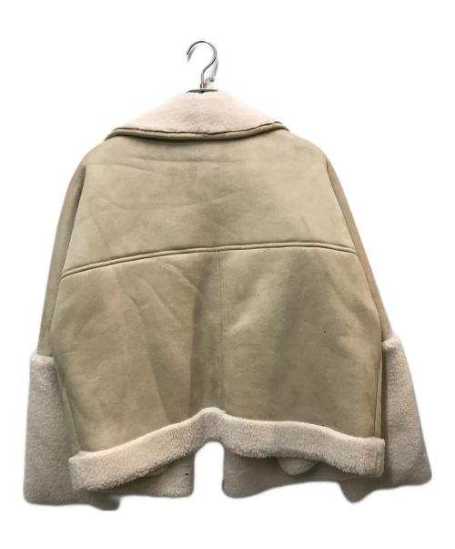UGG（アグ）UGG (アグ) Mindy LuxeFluff Jacket ベージュ サイズ:Ⅼの古着・服飾アイテム