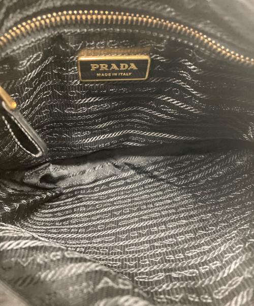 PRADA（プラダ）PRADA (プラダ) ナイロンショルダーバッグ ブラックの古着・服飾アイテム