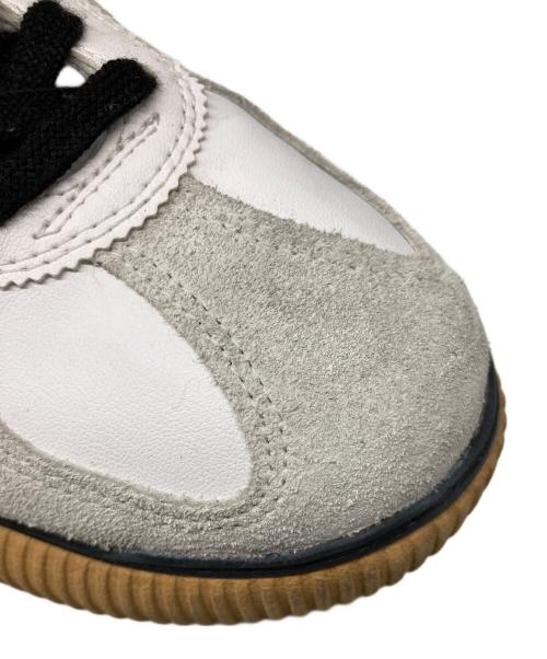 Onitsuka Tiger（オニツカタイガー）Onitsuka Tiger (オニツカタイガー) DELECITY ボリュームソールスニーカー ホワイト サイズ:US 6 1/2の古着・服飾アイテム