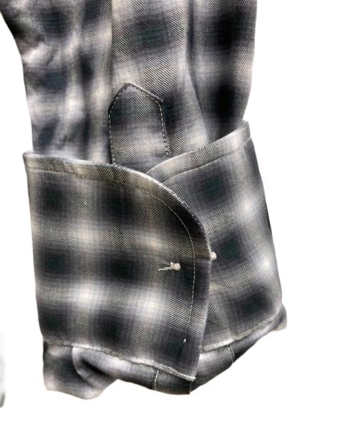PRADA（プラダ）PRADA (プラダ) オンブレチェックシャツ グレー サイズ:SIZE 40-15 3/4の古着・服飾アイテム