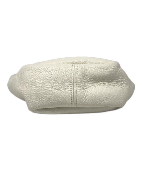 YOUNG & OLSEN The DRYGOODS STORE（ヤングアンドオルセン ザ ドライグッズストア）YOUNG & OLSEN The DRYGOODS STORE (ヤングアンドオルセン ザ ドライグッズストア) EMBOSSED LEATHER TOTE S ホワイトの古着・服飾アイテム