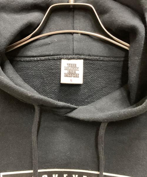 BlackEyePatch（ブラックアイパッチ）BlackEyePatch (ブラックアイパッチ) ADVISORY LABEL HOODIE ブラック サイズ:Lの古着・服飾アイテム