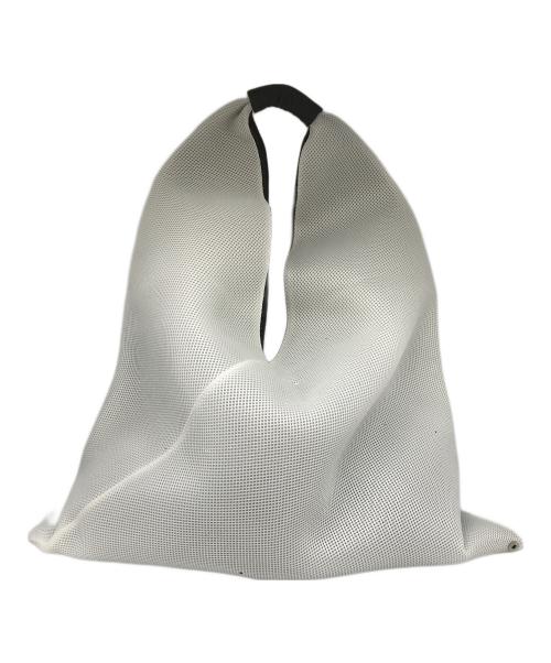 MM6 Maison Margiela（エムエムシックスメゾンマルジェラ）MM6 Maison Margiela (エムエムシックスメゾンマルジェラ) ジャパニーズメッシュトートバッグ ホワイトの古着・服飾アイテム