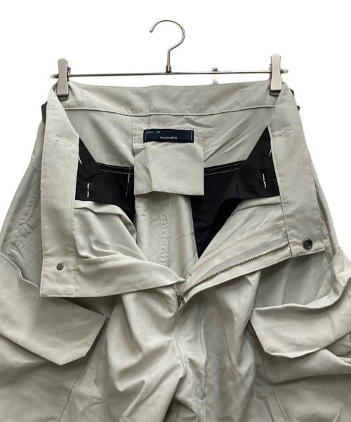 meanswhile（ミーンズワイル）meanswhile (ミーンズワイル) Luggage Cargo Shorts ベージュ サイズ:4の古着・服飾アイテム
