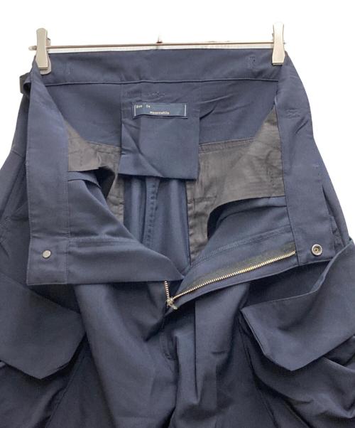 meanswhile（ミーンズワイル）meanswhile (ミーンズワイル) Luggage Cargo Shorts ネイビー サイズ:4の古着・服飾アイテム