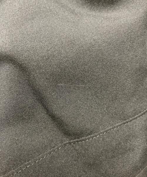 meanswhile（ミーンズワイル）meanswhile (ミーンズワイル) Luggage Cargo Shorts ネイビー サイズ:4の古着・服飾アイテム