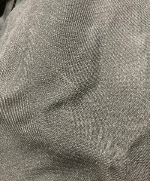 meanswhile（ミーンズワイル）meanswhile (ミーンズワイル) Luggage Cargo Shorts ネイビー サイズ:4の古着・服飾アイテム