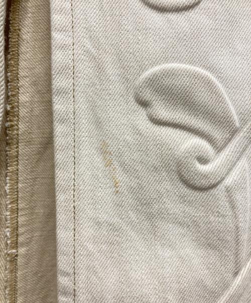 Mame Kurogouchi（マメクロゴウチ）mame kurogouchi (マメクロゴウチ) Floral Embossed Denim Skirt ホワイト サイズ:1の古着・服飾アイテム