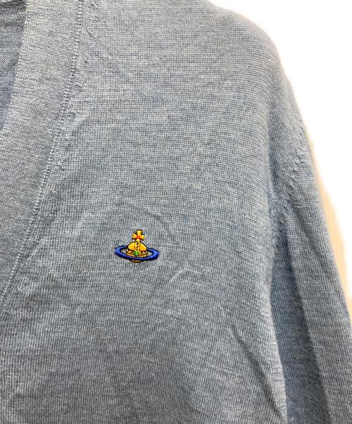 Vivienne Westwood（ヴィヴィアンウエストウッド）Vivienne Westwood (ヴィヴィアンウエストウッド) オーブロゴ刺繍カーディガン スカイブルー サイズ:XLの古着・服飾アイテム