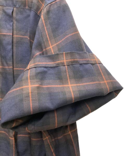 doublet（ダブレット）doublet (ダブレット) KEY PERSON EMBROIDERY SHIRT ネイビー×オレンジ サイズ:Ⅼの古着・服飾アイテム