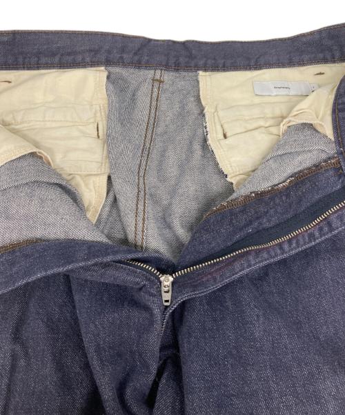 Graphpaper（グラフペーパー）Graphpaper (グラフペーパー) Colorfast Denim Two Tuck Pants インディゴ サイズ:SIZE 2の古着・服飾アイテム