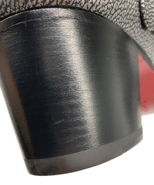 Christian Louboutin（クリスチャン・ルブタン）Christian Louboutin (クリスチャン・ルブタン) WILL BUCKLE FLAT GRAINE CHROME シルバー サイズ:43の古着・服飾アイテム