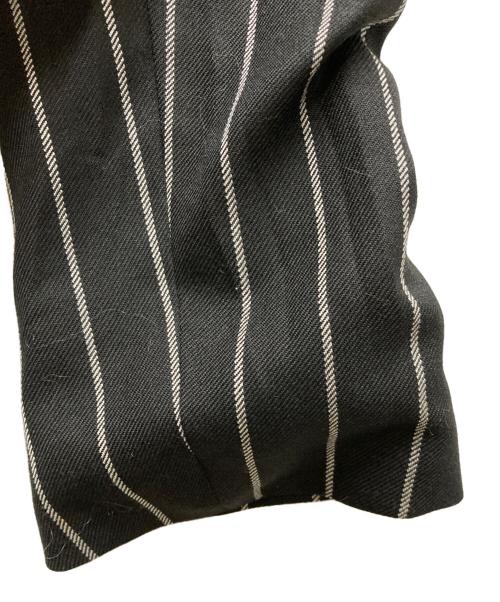 Maison MIHARA YASUHIRO（メゾン ミハラ ヤスヒロ）Maison MIHARA YASUHIRO (メゾン ミハラ ヤスヒロ) シャツレイヤードストライプジャケット ブラック サイズ:38の古着・服飾アイテム