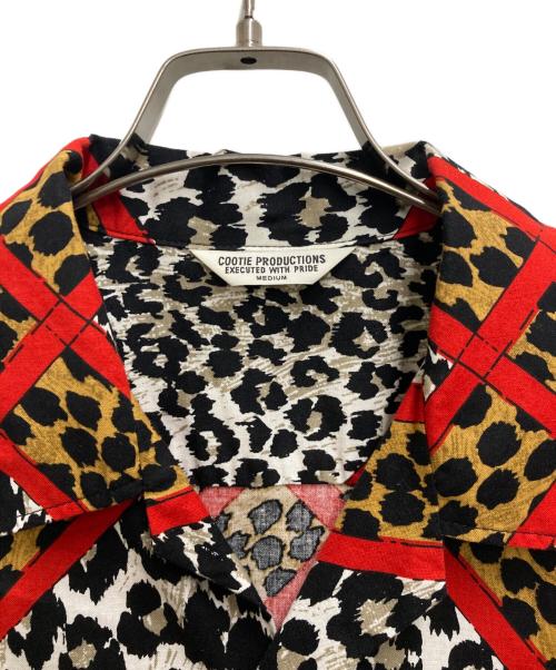 COOTIE PRODUCTIONS（クーティープロダクツ）COOTIE PRODUCTIONS (クーティープロダクツ) Crazy Leopard Open-Neck Shirt ベージュ×ブラック サイズ:Mの古着・服飾アイテム