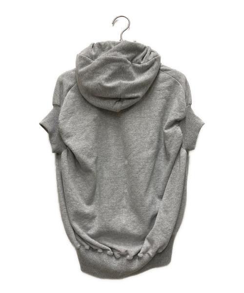 ELIZAVETA RAKHMANKULOVA（エリザベータ）ELIZAVETA RAKHMANKULOVA (エリザベータ) 半袖フーディ― グレー サイズ:Sの古着・服飾アイテム