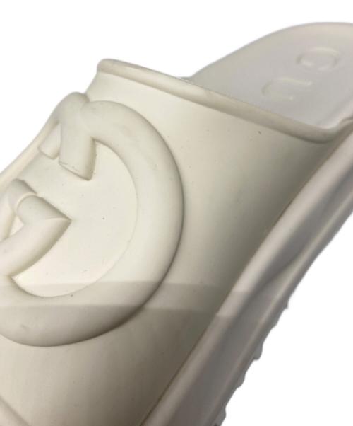 GUCCI（グッチ）GUCCI (グッチ) インターロッキングG スライドサンダル ホワイト サイズ:38の古着・服飾アイテム