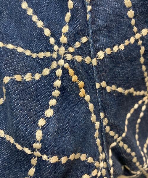 KAPITAL（キャピタル）KAPITAL (キャピタル) 8ozデニム FOLK-DOJO刺繍 イージーパンツ ブルー サイズ:2の古着・服飾アイテム