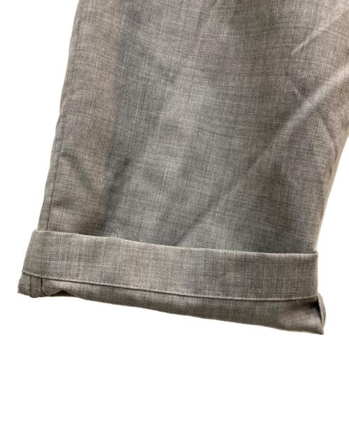 N.HOOLYWOOD（エヌ ハリウッド）N.HOOLYWOOD (エヌ ハリウッド) WIDE TAPERED EASY SLACKS グレー サイズ:38の古着・服飾アイテム