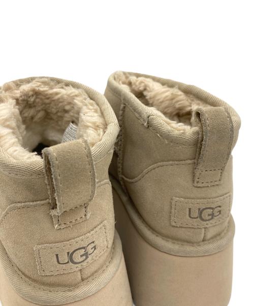UGG（アグ）UGG (アグ) Classic Ultra Mini New Heights ベージュ サイズ:23cmの古着・服飾アイテム