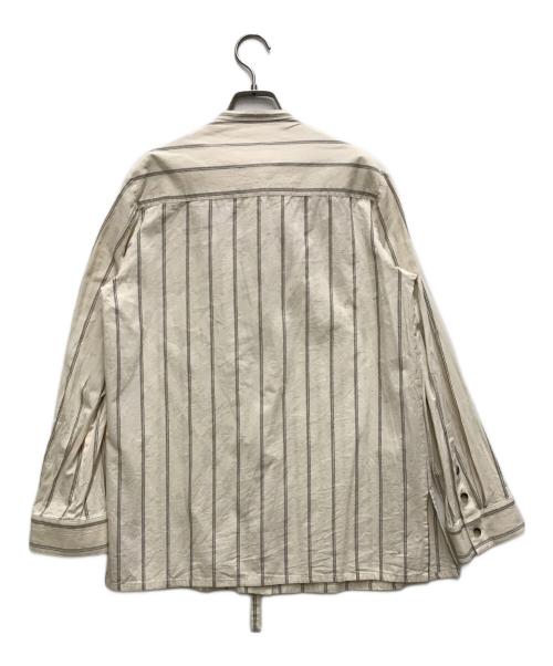 AKIRA NAKA（アキラナカ）AKIRA NAKA (アキラナカ) ドロースリングストライプシャツブラウス ベージュ サイズ:2の古着・服飾アイテム